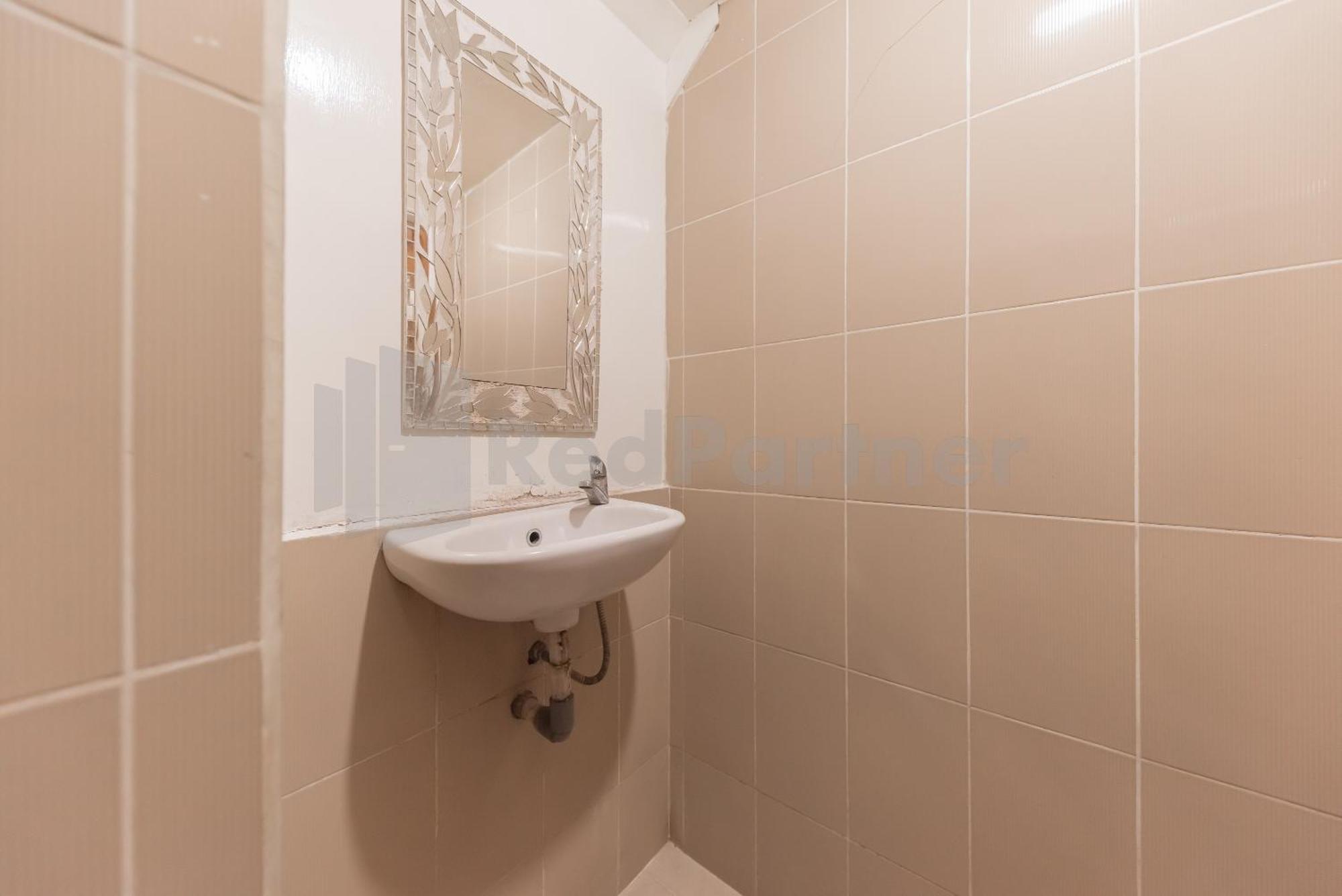 Bens Homestay Mitra Reddoorz Богор Экстерьер фото