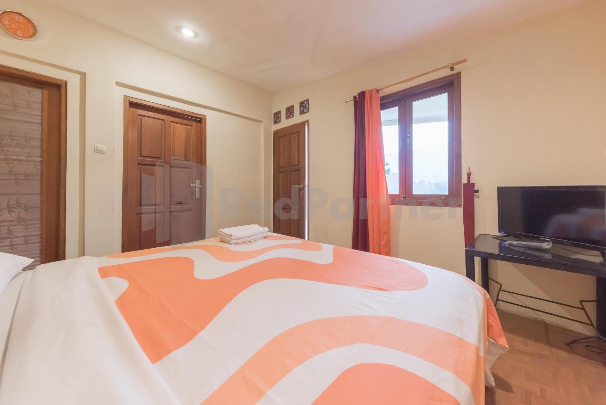 Bens Homestay Mitra Reddoorz Богор Экстерьер фото
