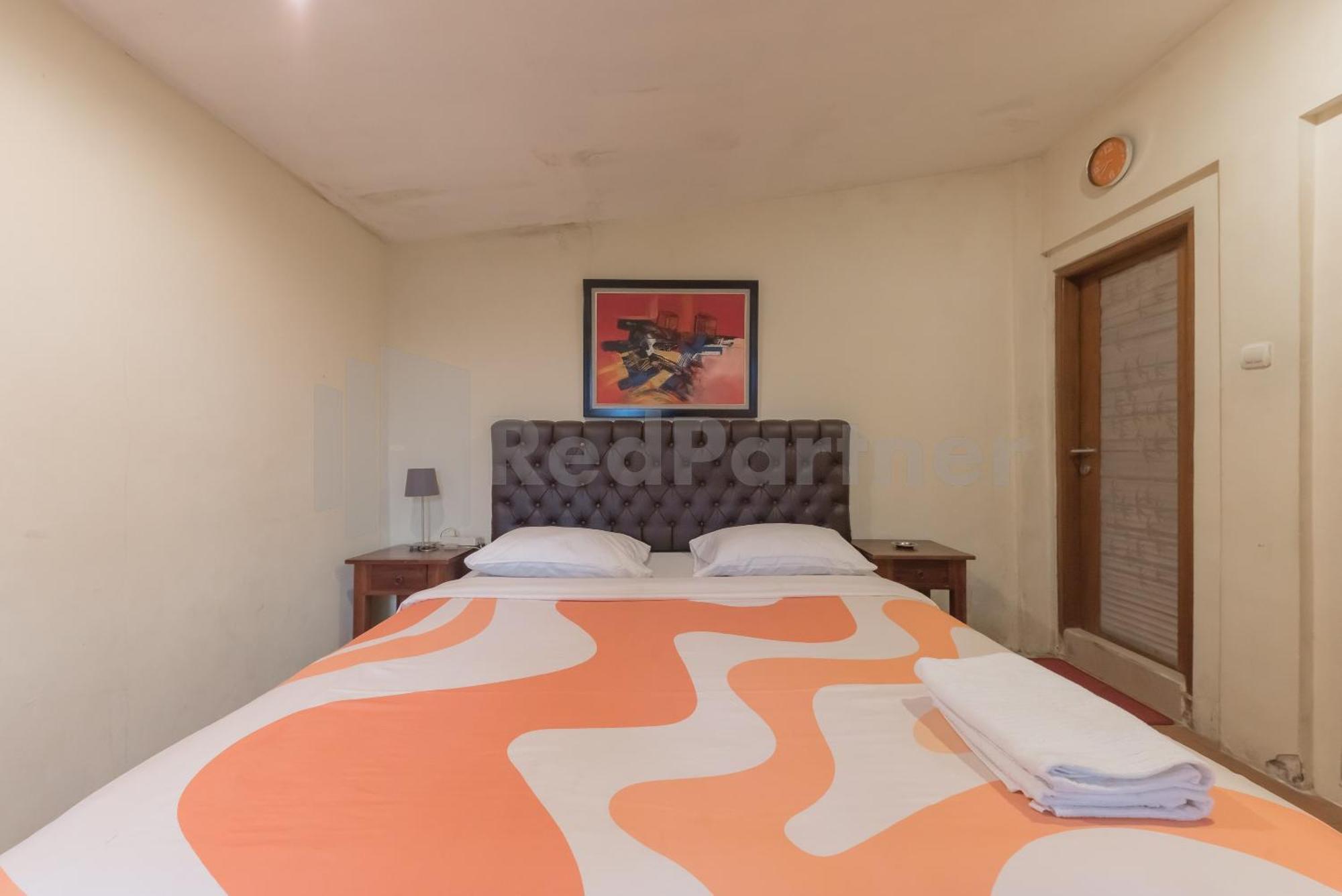 Bens Homestay Mitra Reddoorz Богор Экстерьер фото